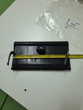 Guantera Suzuki Samurai Nueva