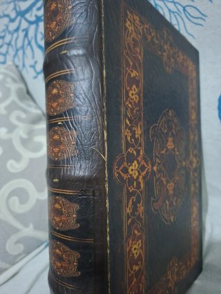 Caja liblo piel