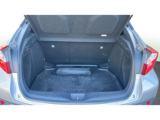 Toyota C-HR 1.8 125H Advance 90 kW (122 CV)