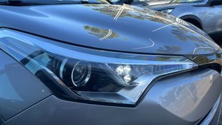 Toyota C-HR 1.8 125H Advance 90 kW (122 CV)