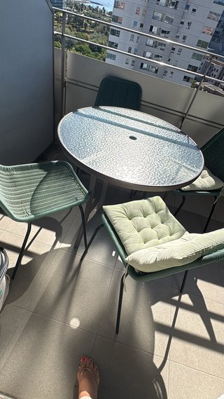 Conjunto de mesa y sillas de terraza maison du mon