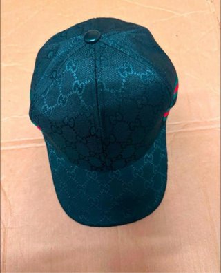 Vendo capelli e cinture e tutto quello che lo vuoi