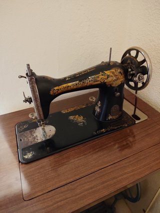 Máquina de coser Singer antigua vintage