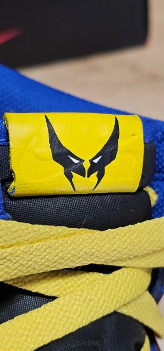 Jordan 1 custom "wolverine" talla 44