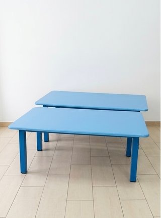 Mesas infantiles azules (2 unidades)