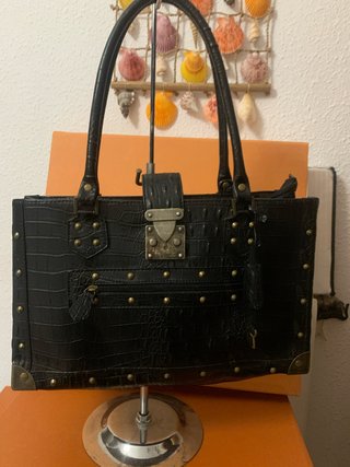Bolso vintage no es de piel
