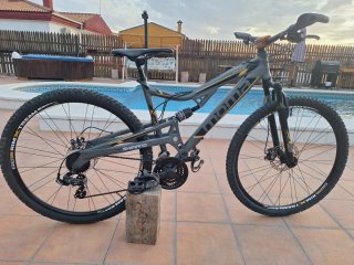 BICICLETA MOMA EQX