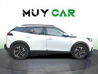 Peugeot e-2008 Eléctrico Allure 100 kW (136 CV)