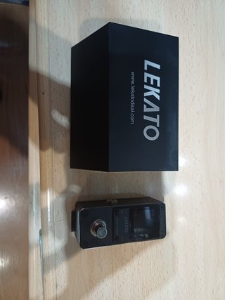 Afinador de Pedal LEKATO