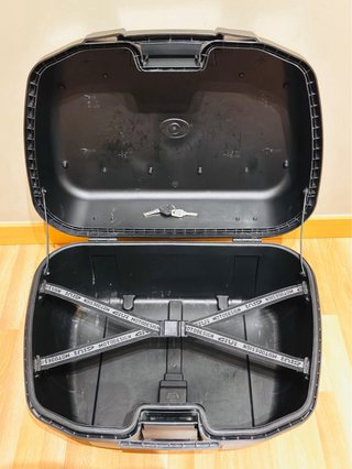 Baúl Givi Trekker TRK 52N