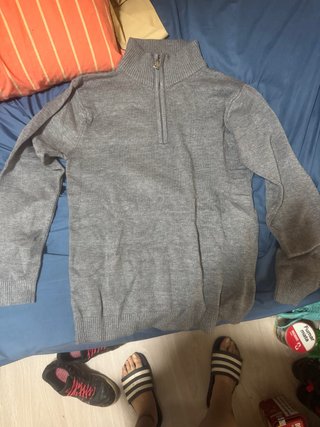 Jersey de cuello alto gris