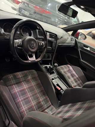 Volkswagen Golf Volkswagen Golf GTI 2.0 TSI 220CV DSG BMT