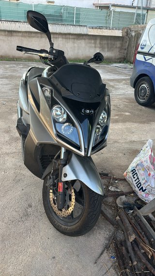 Kymco Superdink 125 ABS Maxi Scooter