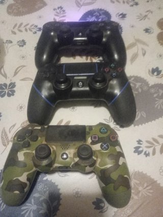 Mandos PS4 DualShock (Sony) (mínima reparación)