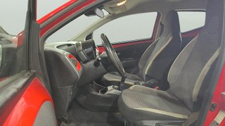 Toyota Aygo 1.0 70 x-play 53 kW (72 CV)