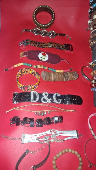 pulseras variadas