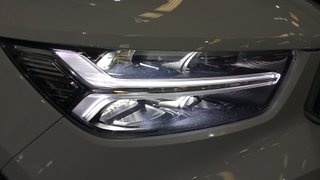 Volvo XC40 T2 Momentum Pro Auto 95 kW (129 CV)