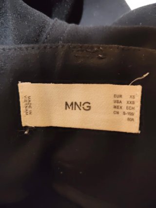 Pantalones Negros Tipo Cargo
