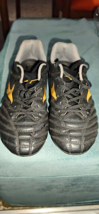 Zapatos de futbol