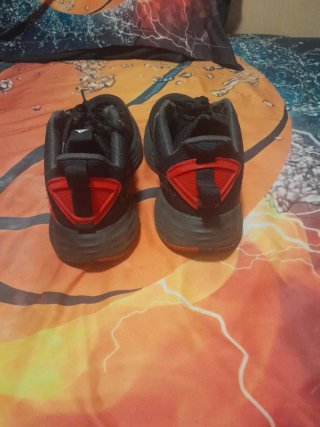 Zapatillas adidas baloncesto 42