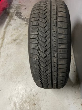 Neumático Continental TS850P Invierno 235 55 19”