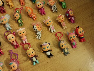 Lote de 48 Bebés Llorones. Todos diferentes.