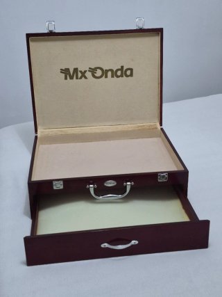 Caja Mx Onda Madera y Metal