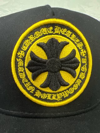 Gorra Trucker Chrome Hearts Negra y Amarilla