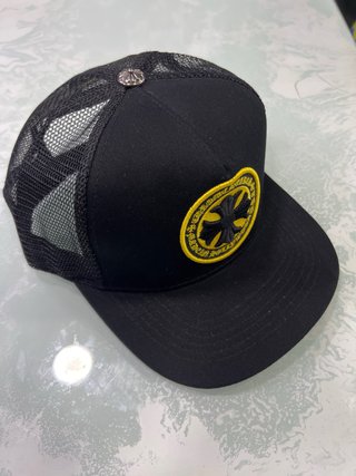 Gorra Trucker Chrome Hearts Negra y Amarilla