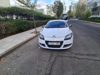 Renault Megane año 2011 solo 168000km Etiqueta C