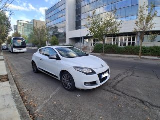 Renault Megane año 2011 solo 168000km Etiqueta C