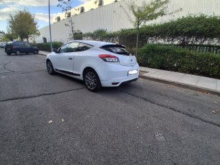 Renault Megane año 2011 solo 168000km Etiqueta C