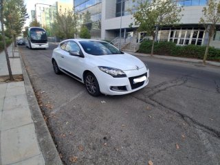 Renault Megane año 2011 solo 168000km Etiqueta C