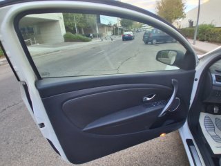 Renault Megane año 2011 solo 168000km Etiqueta C