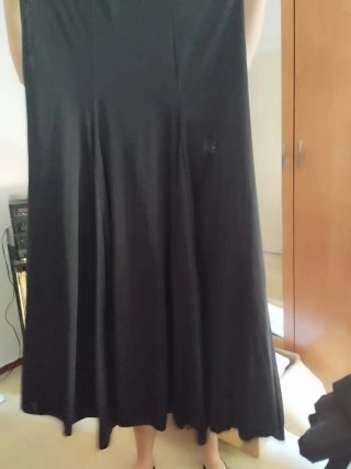Falda de baile negra y otra en roja talla 46