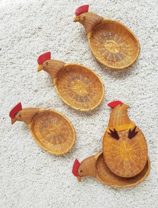 Cestita mimbre en forma de gallina | Vintage 70s