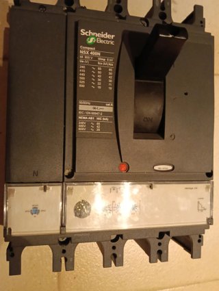 Schneider NSX 400N Interruptor Automático