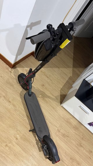 Se vende patinete eléctrico en buen estado