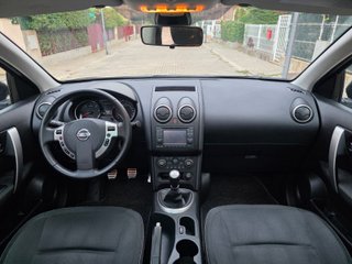 Nissan QASHQAI Nissan QASHQAI 1.5 dCi TEKNA SPORT 18" 4x2