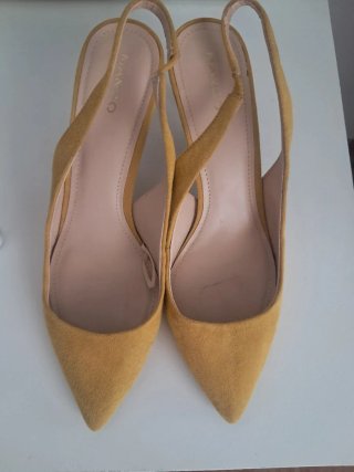 Zapatos de tacón Mango amarillos