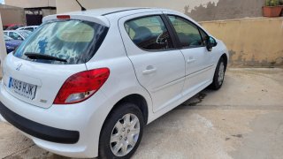 Peugeot 207 2012