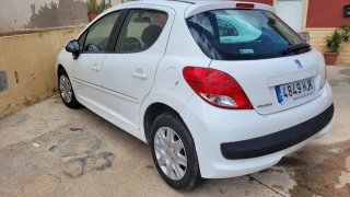 Peugeot 207 2012