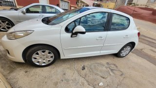 Peugeot 207 2012