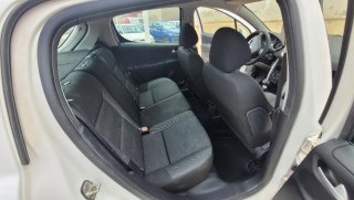 Peugeot 207 2012