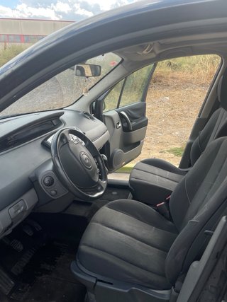 Renault Grand Scenic 2005
