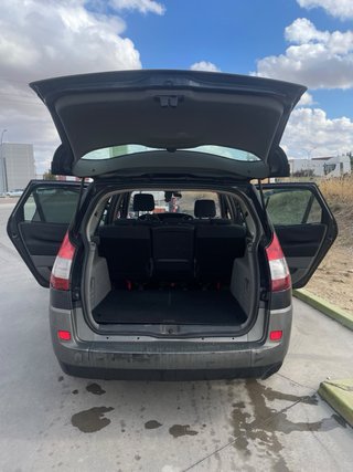 Renault Grand Scenic 2005