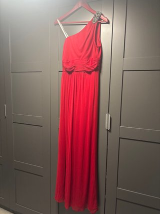 Vestido largo rojo para graduación corte inglés