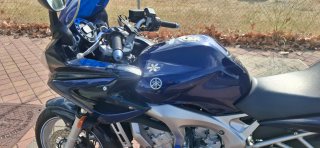 Yamaha Fazer 600 FZ6 Azul y Plata