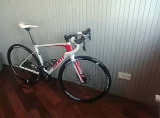 Bicicleta de Carretera Giant Defy Advance