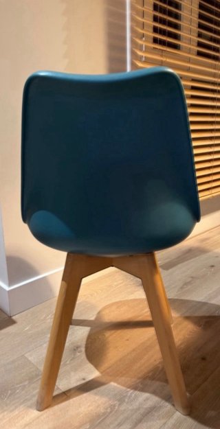 5 sillas azul petróleo con acolchado